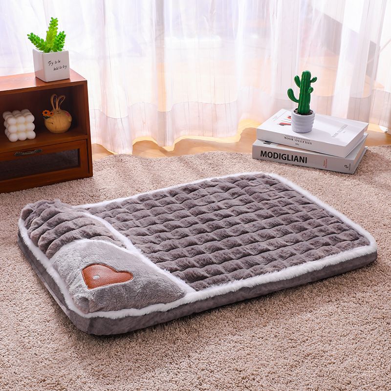 Grey XL size Luxury Plush Pet Sleeping Mat, Thickened Warm Pet Bed Cushion for Dogs and Cats, Soft Fabric Pet Sofa Pad with Non-Slip Waterproof Base