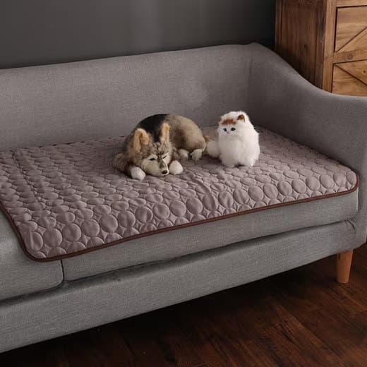 Cooling Mat for Dogs and Cats, Breathable, Multiple Colors, Compatible with All Breeds, 62×50cm