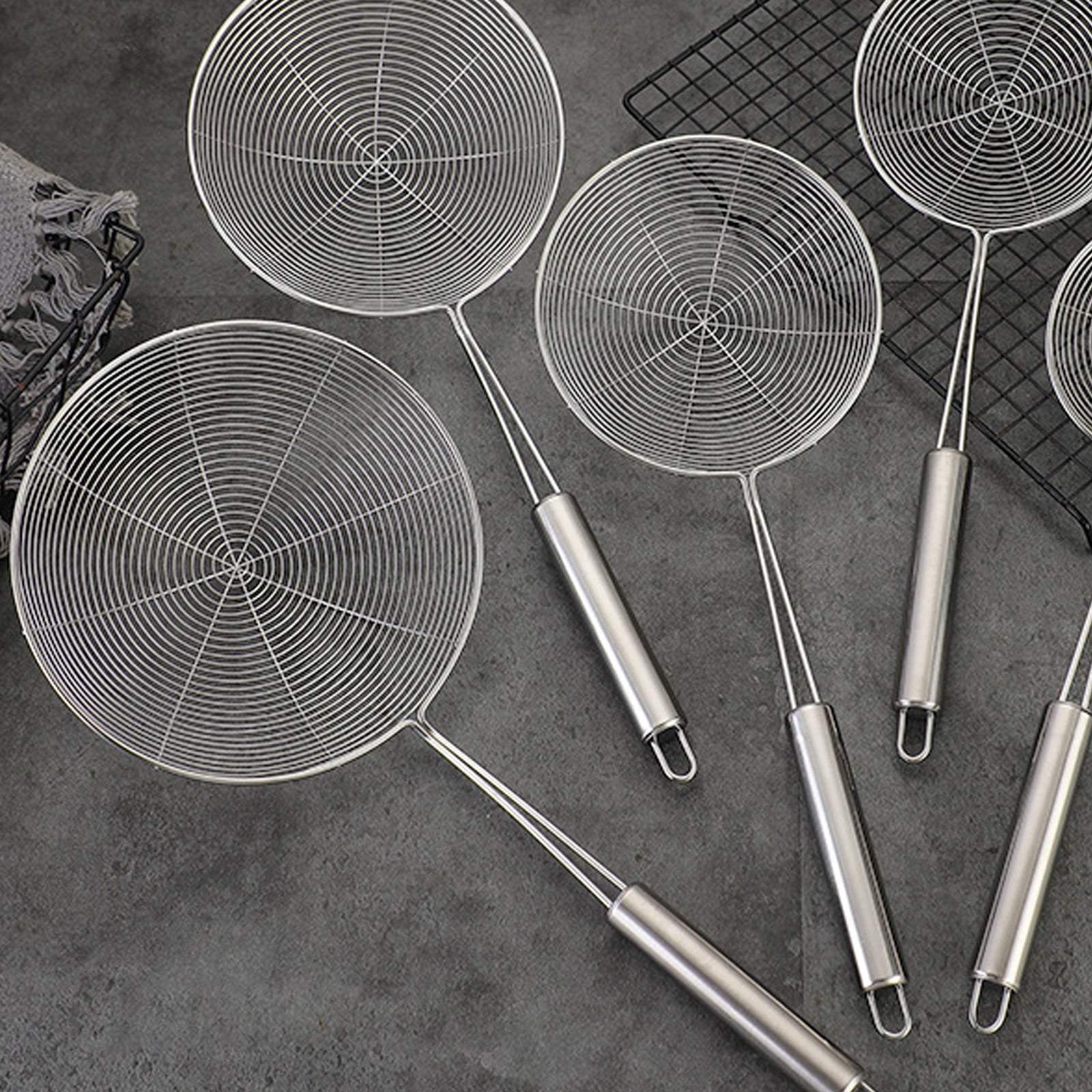Strainer Spider Skimmers for Kitchen Cooking and Frying Food, Stainless Steel Slotted Spoon Pasta Strainers Tomato Food Strainer Skimmer Ladle For Pasta, 1 Pcs, 15.94x6.3 14.76" x 5.51" Silver
