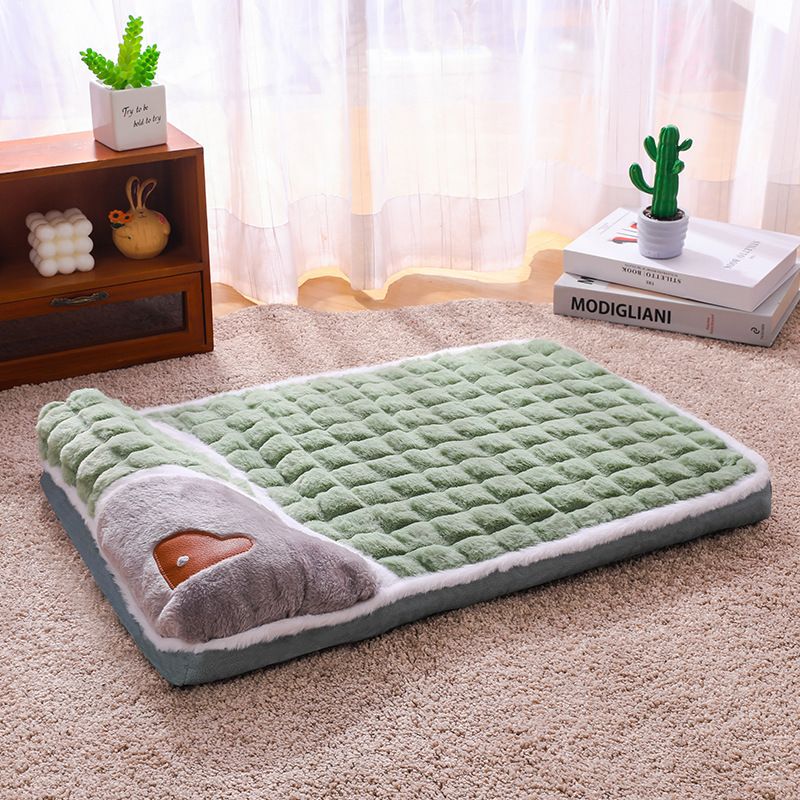 2-piece M size Green Pet Winter Comfort Bundle – 55*45cm Plush Pet Blanket and 50*35cm Thickened Pet Sleeping Bed Set for Dogs and Cats, Double-Sided Warm Blanket with Soft Plush Bed Cushion